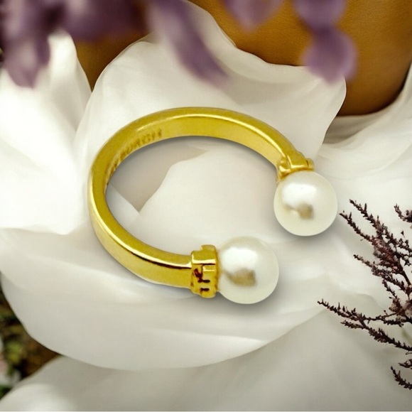 Tory Burch Gold-Tone Pearl Open Ring - Picture 3 of 5